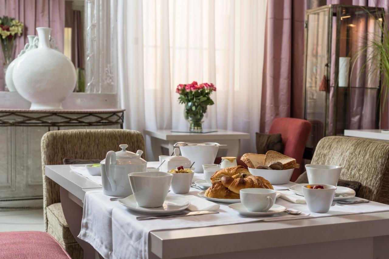 Hotel Particulier Le 28 By Les Collectionneurs 5*